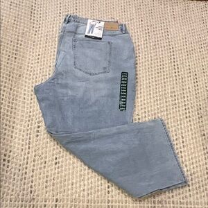 Seven7 Women's High Rise Fitted Waist Loose Fit 5 Pocket Straight Jean 24W